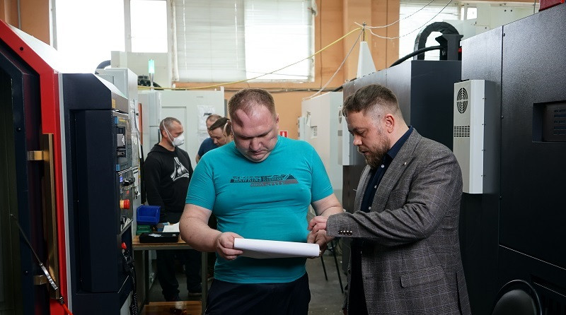 Резидент ТОР «Заречный» трудоустраивает участников СВО